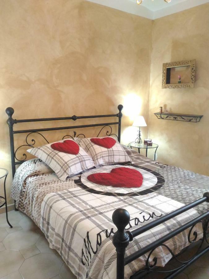 Apartamento A Casa Di Gloria Acqui Terme Exterior foto